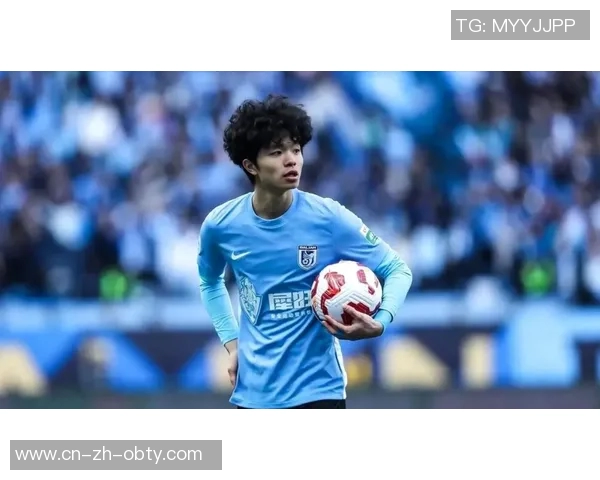 吕焯毅单场8次抢断创大连英博球员中超新纪录展现卓越防守能力