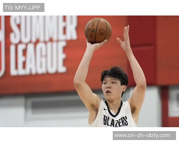 杨瀚森迎来重要挑战尼克斯前场篮板优势为他提供机会