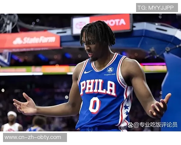 马克西表现不佳25投仅中7球贡献20分7助攻三分球命中率低迷仅2中8